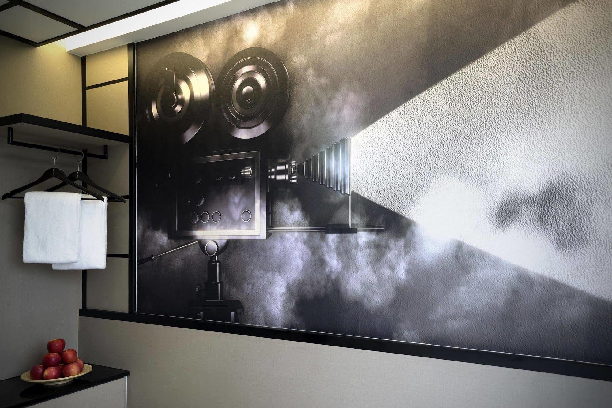 Hotel 81 Premier Hollywood Singapore Eksteriør bilde